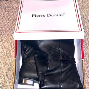 BRAND NEW WOMENS BOOTS